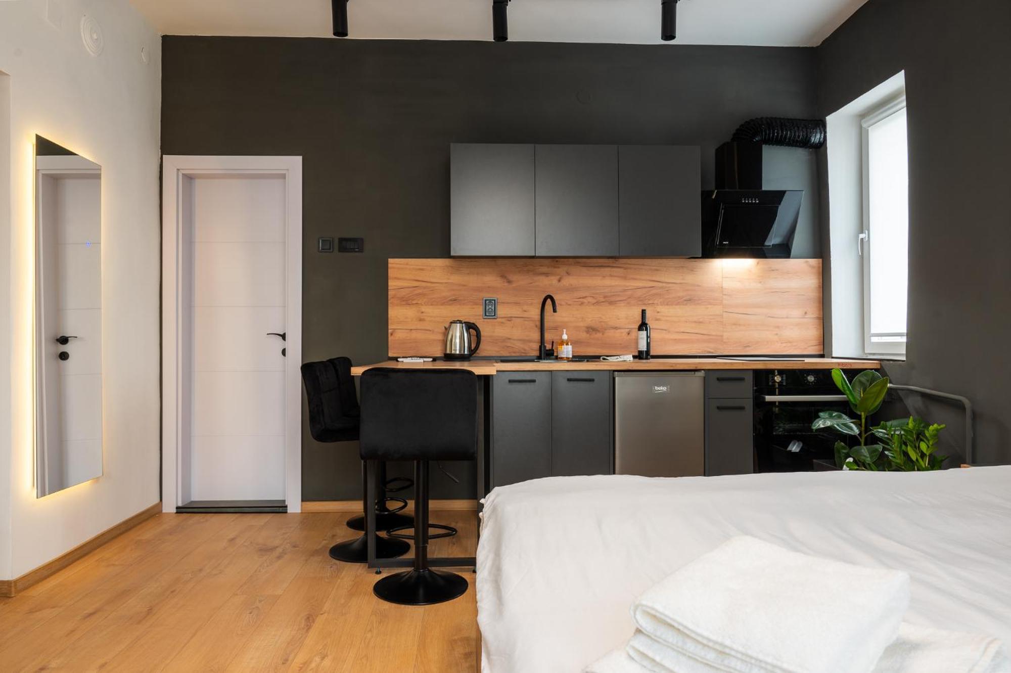 Casa Central Apartments Скопье Экстерьер фото