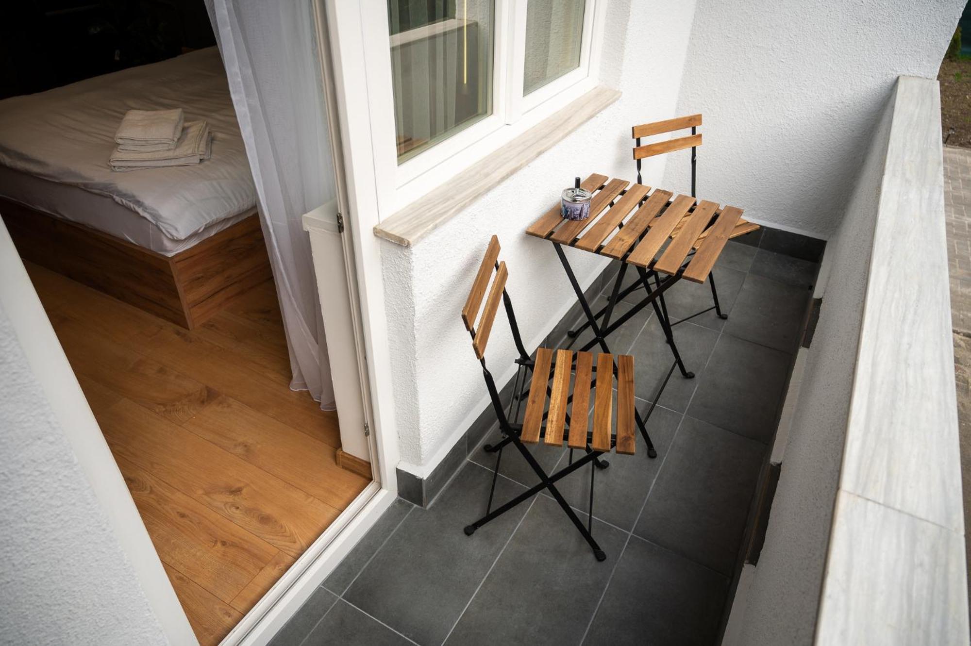 Casa Central Apartments Скопье Экстерьер фото